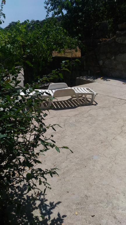 Apartment Angelina Risan Bagian luar foto